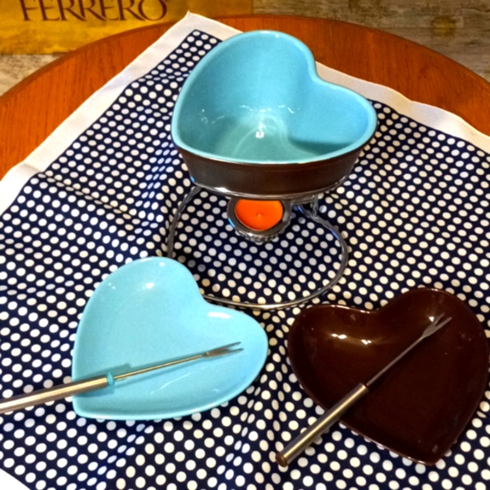 Fondue tea lite stoneware set.